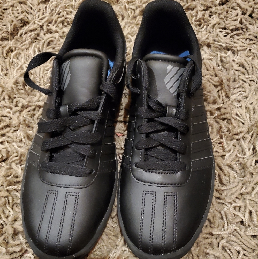 Womens shoes